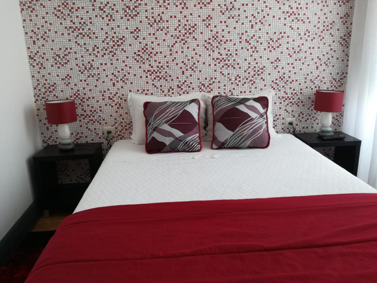 Hospedaria 5 Bicas Aveiro Bagian luar foto