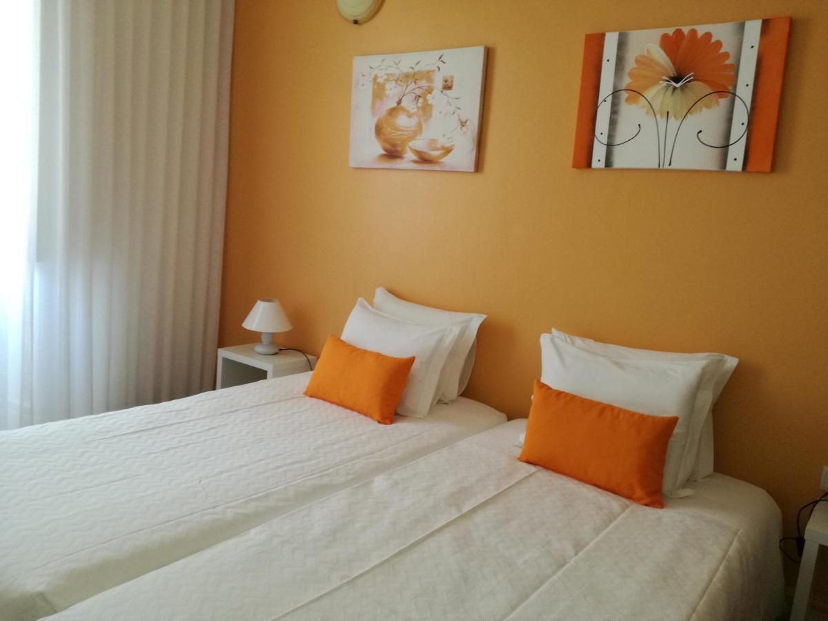 Hospedaria 5 Bicas Aveiro Bagian luar foto
