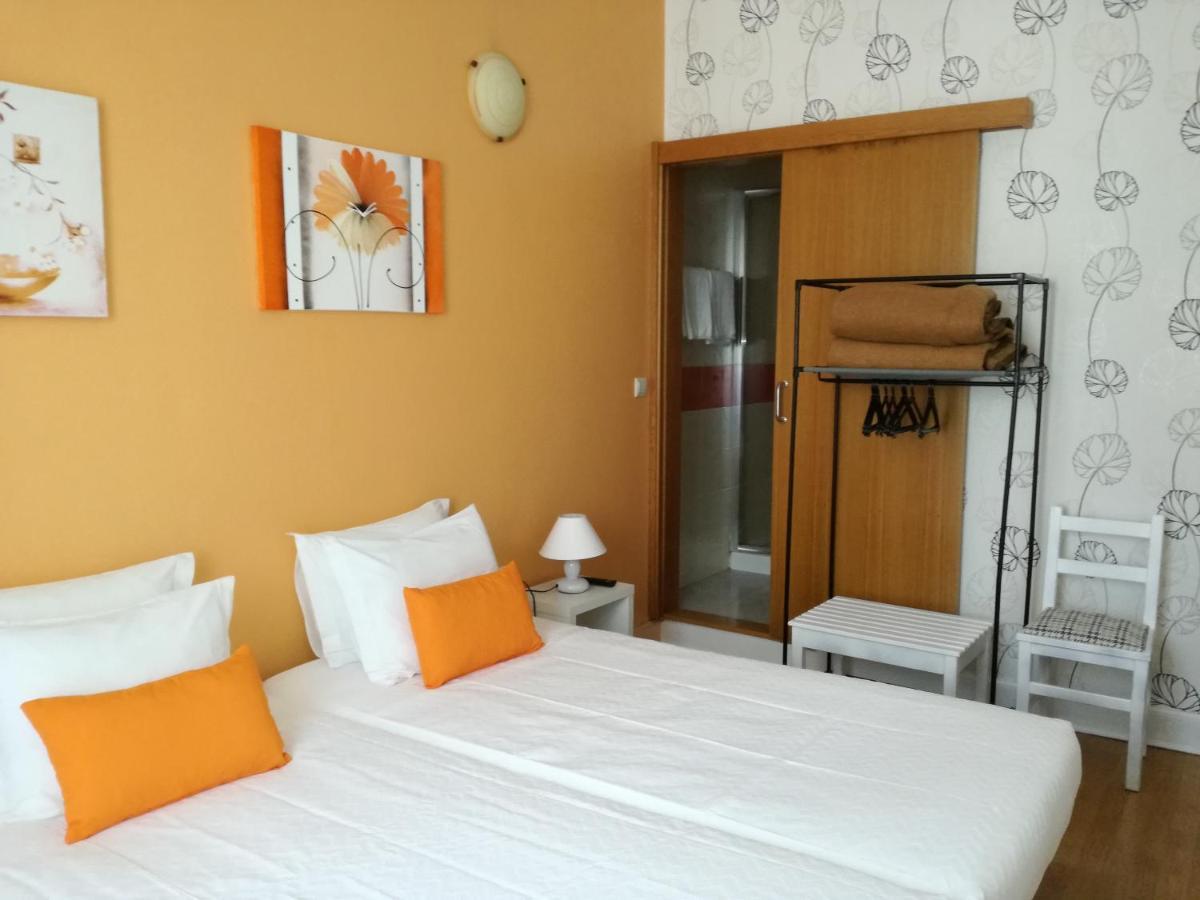 Hospedaria 5 Bicas Aveiro Bagian luar foto
