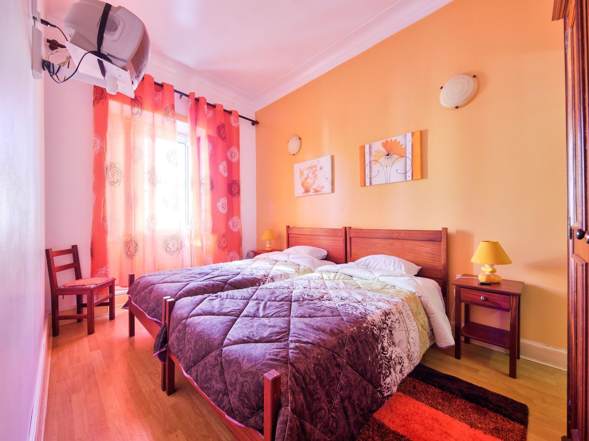 Hospedaria 5 Bicas Aveiro Bagian luar foto