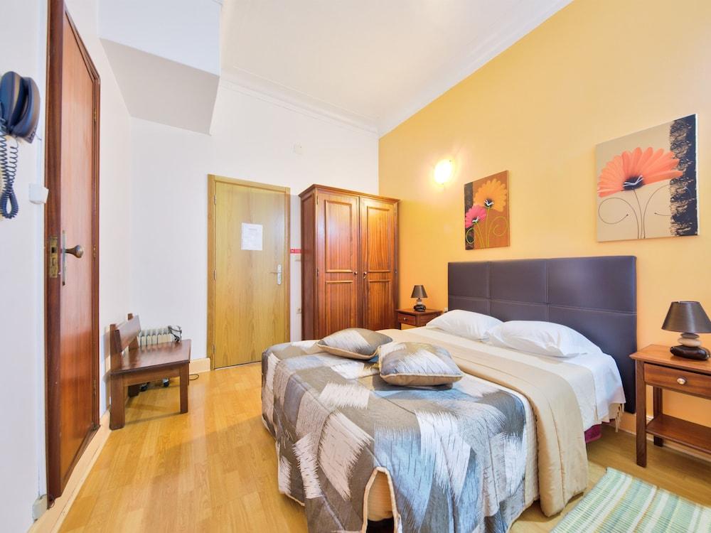 Hospedaria 5 Bicas Aveiro Bagian luar foto