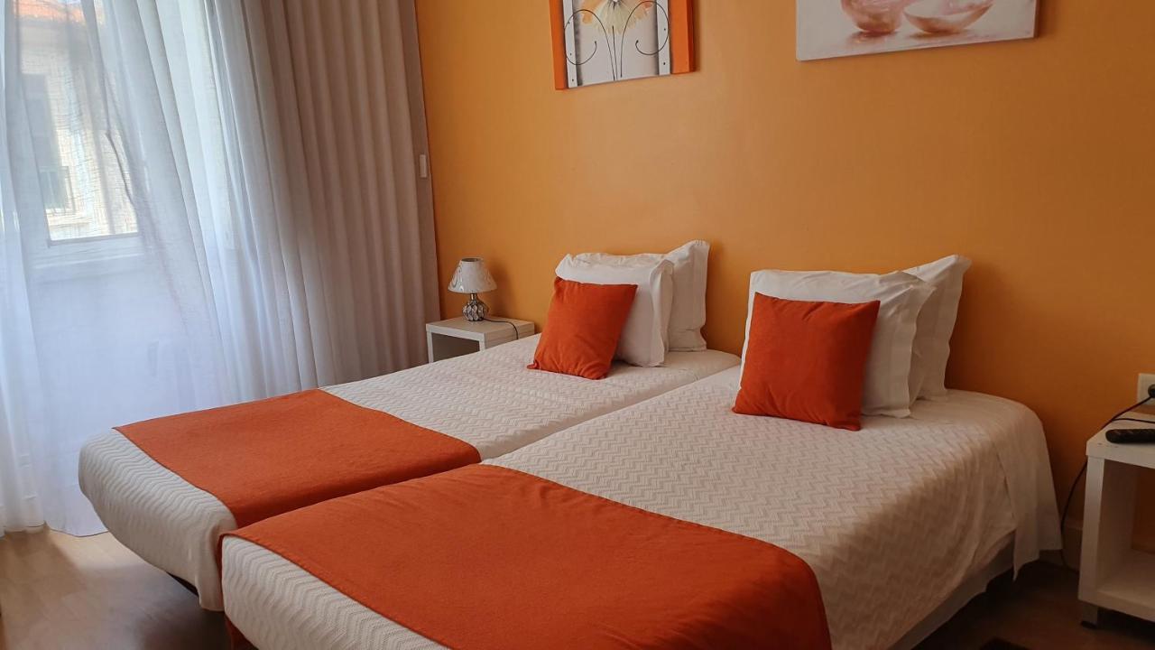 Hospedaria 5 Bicas Aveiro Bagian luar foto